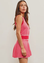 Load image into Gallery viewer, Striped Sleeveless Sweater Top
