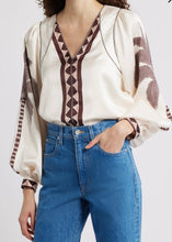 Load image into Gallery viewer, Palm Tree Printed Blouse
