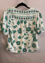 Load image into Gallery viewer, Floral Printed V-Neck Blouse
