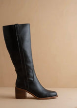 Load image into Gallery viewer, Black Harriet Boot
