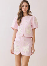 Load image into Gallery viewer, Floral Appliqué Puff Sleeve Structured Top
