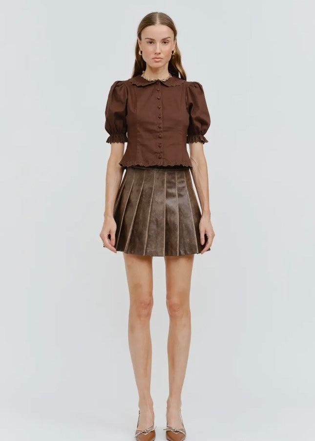 Peter Pan Collar Button Down Top