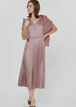 Load image into Gallery viewer, Rose Sweater &amp; Pleated Dress Set
