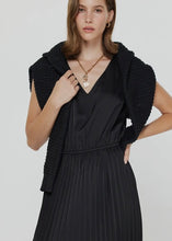 Load image into Gallery viewer, Black Sweater &amp; Pleated Dress Set
