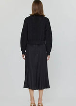 Load image into Gallery viewer, Black Sweater &amp; Pleated Dress Set
