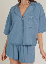 Load image into Gallery viewer, Denim Short Sleeve Tencel Button Down

