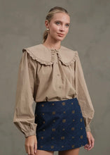Load image into Gallery viewer, Beige Frill Collar Cotton Blouse
