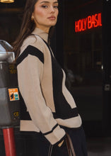 Load image into Gallery viewer, Colorblock Turtleneck Sweater
