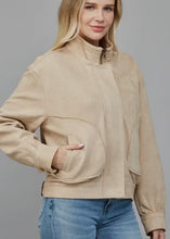 Load image into Gallery viewer, Curved Pocket Suede Jacket
