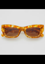 Load image into Gallery viewer, Selina Amber Tortoise Sunglasses
