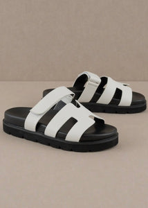 Nice Sandal-Black and White