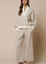 Load image into Gallery viewer, Stripe Drawstring Pants
