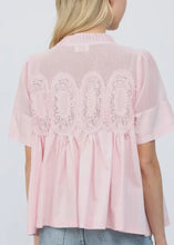 Load image into Gallery viewer, Mesh Combined Top With Applique
