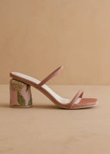 Load image into Gallery viewer, Rose Garden Rattan Heel
