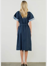 Load image into Gallery viewer, Contrast Trim V-Neck Belted Dress
