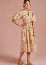 Load image into Gallery viewer, Floral Puff Sleeve Midi Dress
