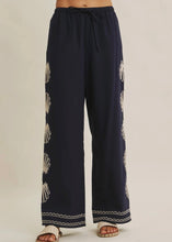 Load image into Gallery viewer, Seashell Embroidered Wide Leg Pants
