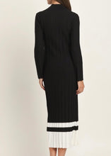 Load image into Gallery viewer, Black Color-block Mock Neck Sweater Dress
