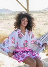 Load image into Gallery viewer, Flower Print Button Down Blouse
