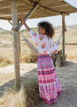 Load image into Gallery viewer, Flower Print Button Down Blouse
