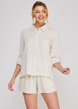 Load image into Gallery viewer, Button Down Linen Top
