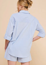 Load image into Gallery viewer, Blue Stripe Cotton Blend Button Up
