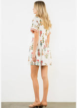 Load image into Gallery viewer, Short Sleeve Floral Pattern Dress
