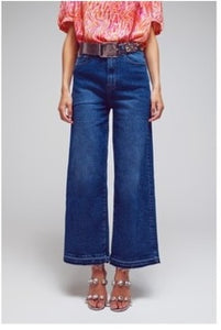 Wide Leg Jeans With Hem Detail