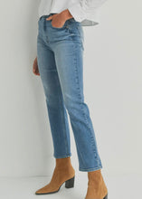 Load image into Gallery viewer, Medium Wash Classic Straight Just Black Denim Jeans
