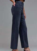 Load image into Gallery viewer, Black High Rise Wide Leg Dad Jean
