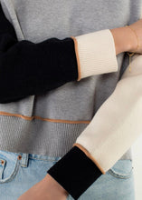 Load image into Gallery viewer, Gray Colorblock Raglan Sleeve Sweater
