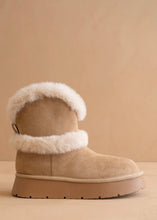 Load image into Gallery viewer, Almond Fur Platform Mini Winter Boot
