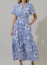 Load image into Gallery viewer, Floral Poplin Maxi Dress

