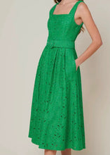 Load image into Gallery viewer, Green Woven Belted Midi Dress
