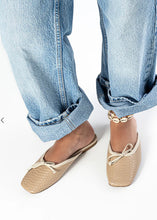 Load image into Gallery viewer, Nude Snake Slip-On Flat
