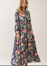 Load image into Gallery viewer, Floral Print Tiered Maxi Dress
