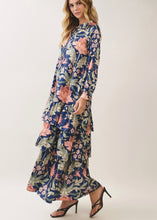 Load image into Gallery viewer, Floral Print Tiered Maxi Dress
