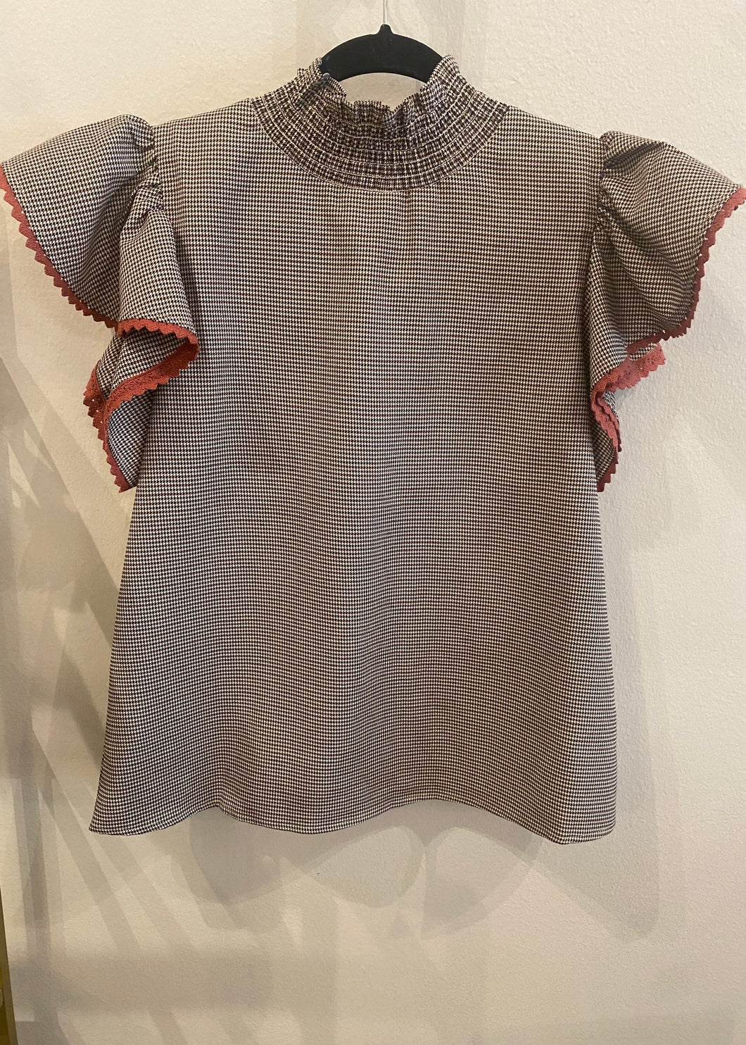 Flutter Sleeve Houndstooth Pattern Top