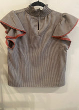Load image into Gallery viewer, Flutter Sleeve Houndstooth Pattern Top
