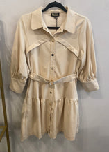 Load image into Gallery viewer, Belted Button Up Dress
