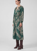 Load image into Gallery viewer, Printed Split Neck Belted Maxi Dress
