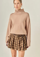 Load image into Gallery viewer, Turtle Neck Sweater
