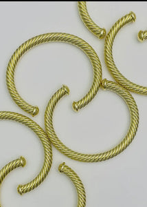 Simple Cable Bracelet