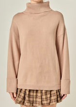 Load image into Gallery viewer, Turtle Neck Sweater
