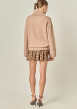 Load image into Gallery viewer, Turtle Neck Sweater
