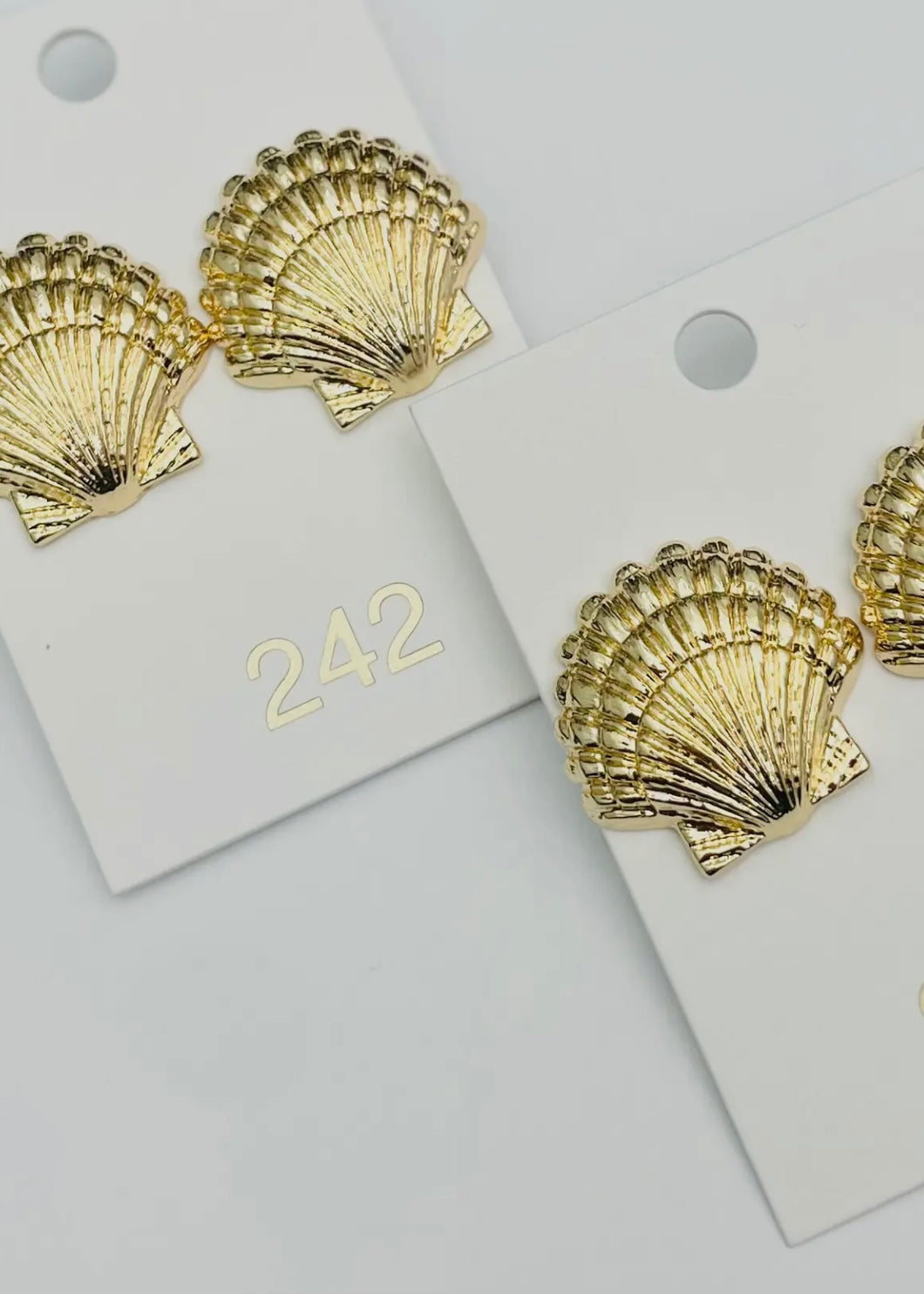 Simple Shell Stud