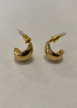 Load image into Gallery viewer, Small Convex Hoop Earring
