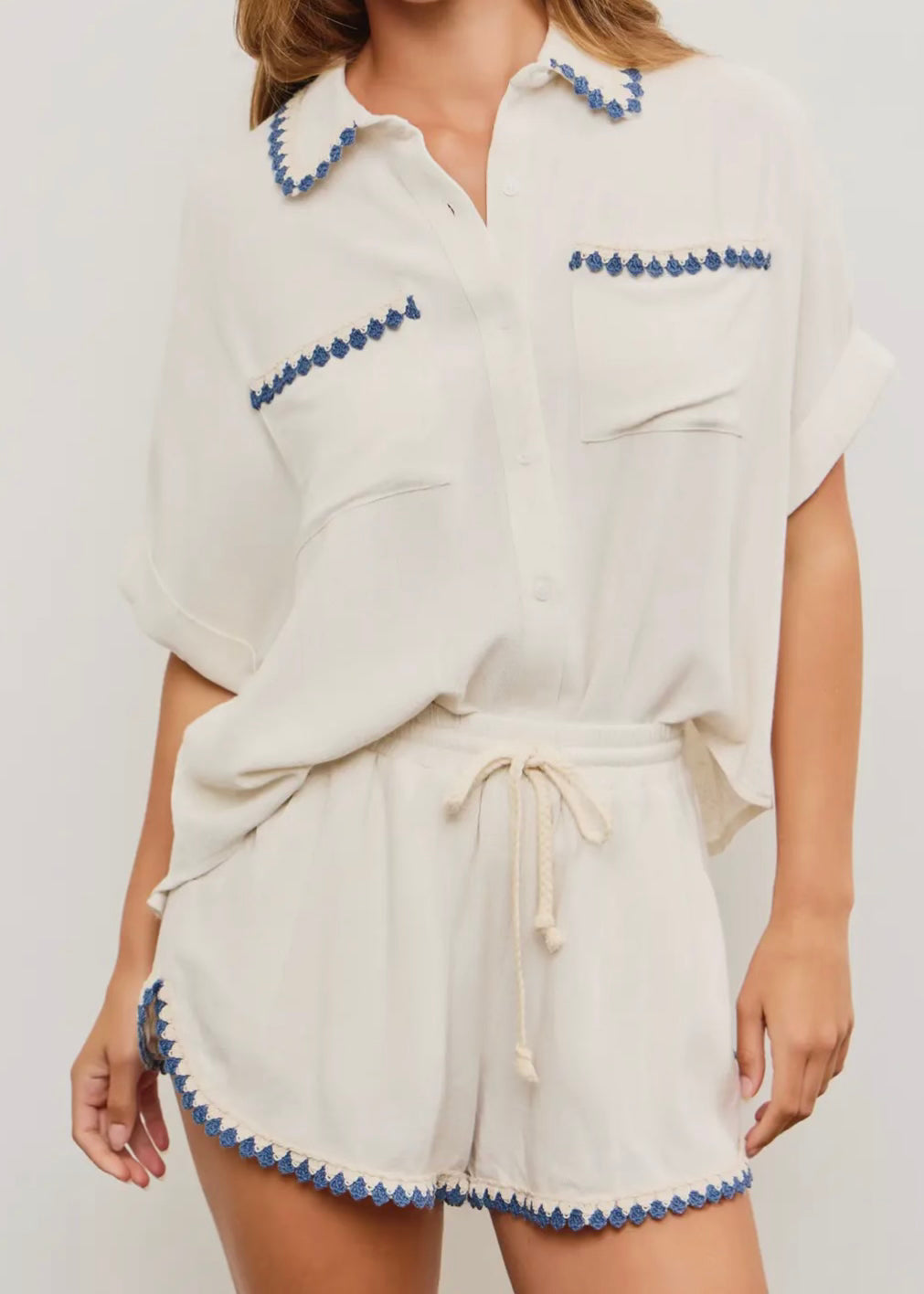 Embroidered Detail Short Sleeve Button Down Shirt